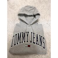Neuwertiger Tommy Jeans Hoodie Kapuzenpullover Grau Damen S Nordrhein-Westfalen - Haan Vorschau