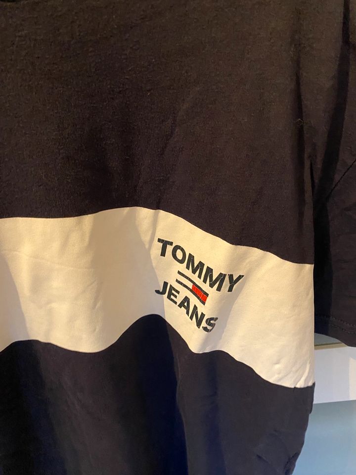 T-Shirt Tommy Jeans Tommy Hilfiger dunkelblau XXL in Lemgo