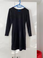 Kleid Gr. M von H&M in schwarz sehr schönes Muster Niedersachsen - Varel Vorschau