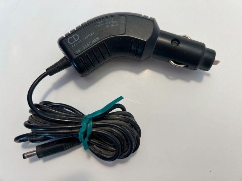 KFZ-Adapter 12V DC Zigarettenanzünder-Kabel