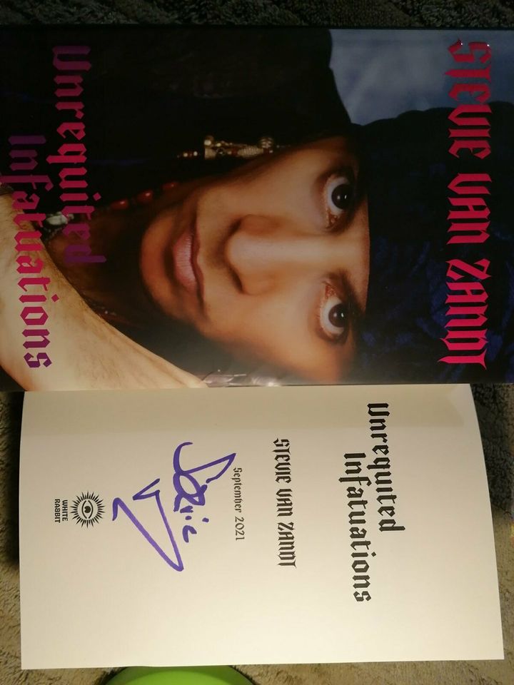 Stevie van Zandt, Unrequited Infatuations A Memoir - signiert in Poing