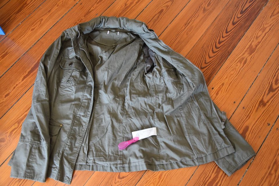 Jacke  Blazer / khaki Gr. 40 von Orsay -wie neu in Hamburg