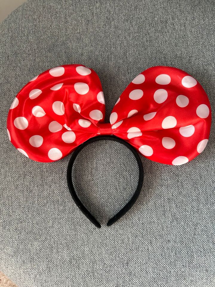 Minnie Mouse Ohren in Sasbach