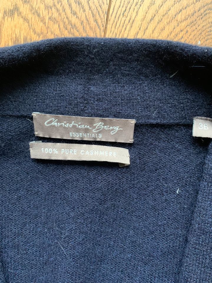 Cashmere Kaschmir Cardigan Strickjacke dunkelblau in Bremen