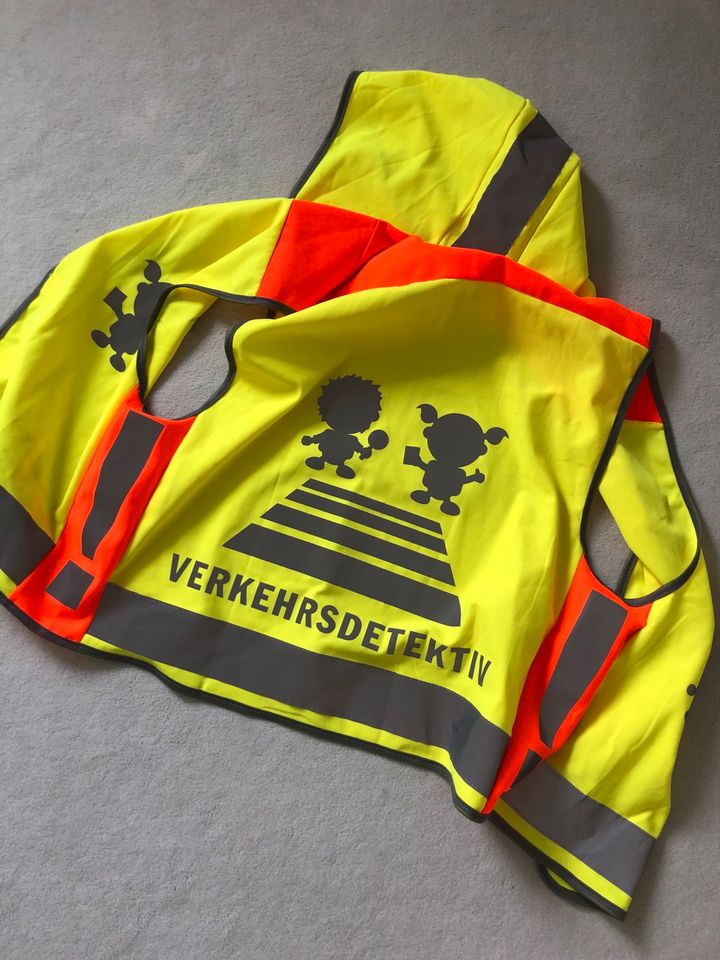 WARNWESTE für Kinder, mit Kapuze, neon gelb in Schleswig-Holstein