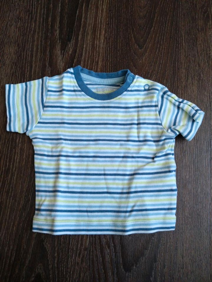 T-Shirt * Gr. 62/68 * zusammen 2€ in Jena