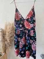 Bershka Jumpsuit kurz M 36/38 Blumenprint schwarz Baden-Württemberg - Weil am Rhein Vorschau