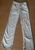 Zara Weiß/ Graue gerade Jeans Größe XXS Niedersachsen - Melle Vorschau