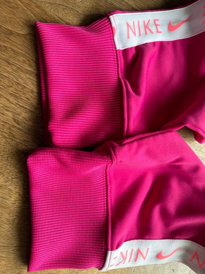 ❤️ Nike Sporthose Jogginghose pink Gr 146/156 w.NEU in Stuttgart