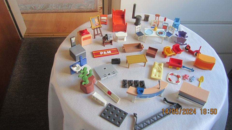 Playmobil Einzelteile Ersatzteile Reste in Flensburg