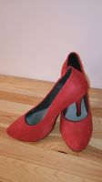 Knallrote High Heels von Andrea Conti Bayern - Bessenbach Vorschau