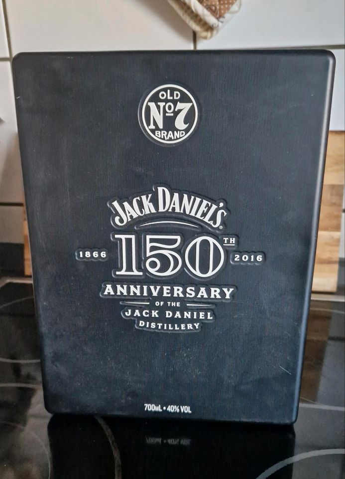 Jack Daniels 150 Anniversary / Metall-Geschenkbox in Niddatal
