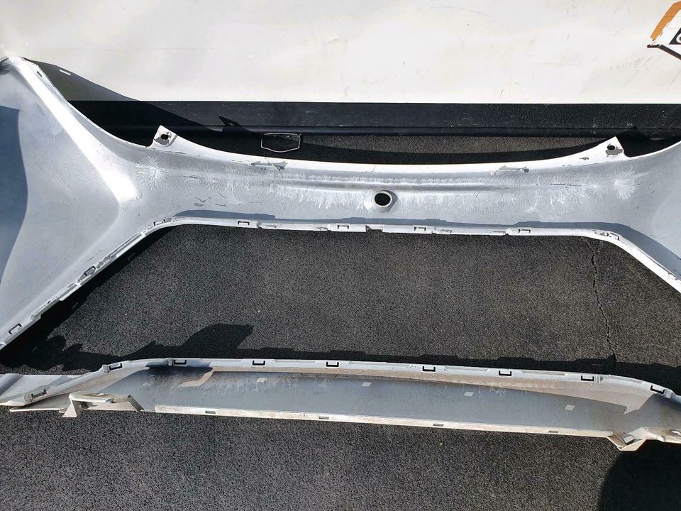 Toyota Aygo mk2 Stoßstange Hinten 52159 0H061 BJ 14-17 Heckschürz in Niederkassel