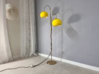 70er Jahre Italien Stehlampe gelb Wohnzimmerlampe Space Age Ära Design Stehleuchte Berlin - Mitte Vorschau
