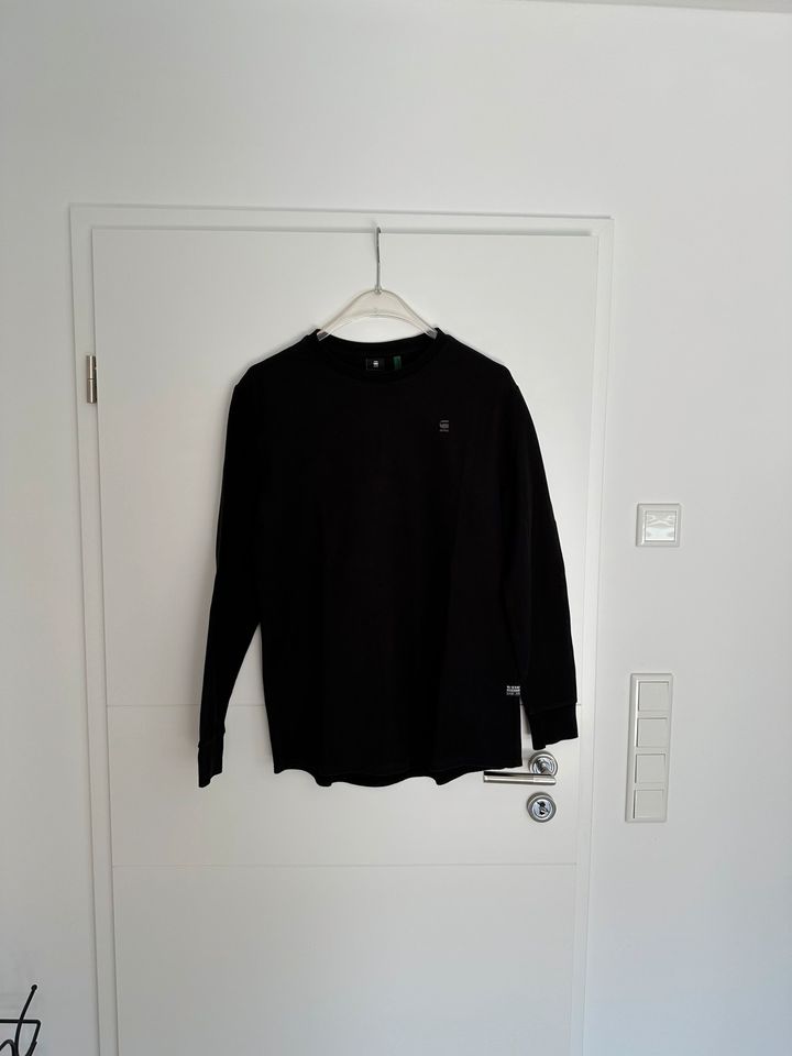 Schwarzer Pullover GStar in Menden