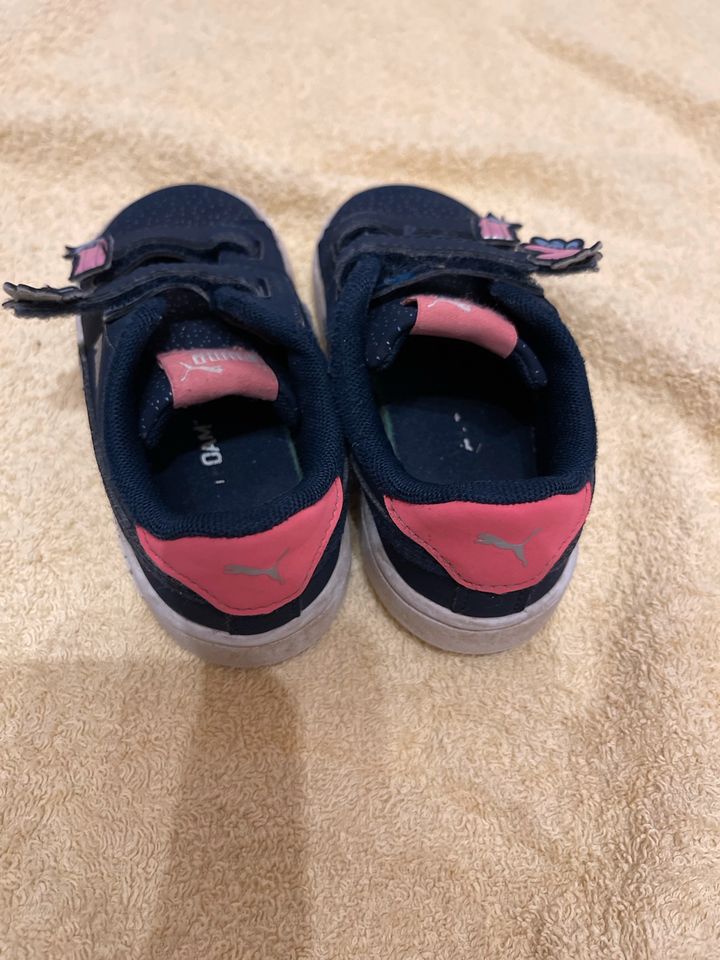 Puma Gr 24 Sneaker Mädchen blau rosa Klettverschluss Schuhe in Essen