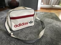 Tasche, Adidas Bayern - Augsburg Vorschau