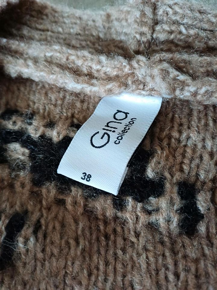 Strickjacke für Damen Gr.38 Neu in Laage