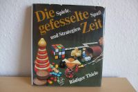 Die gefesselte Zeit Spielebuch DDR Urania 1987 gebraucht Mecklenburg-Vorpommern - Greifswald Vorschau