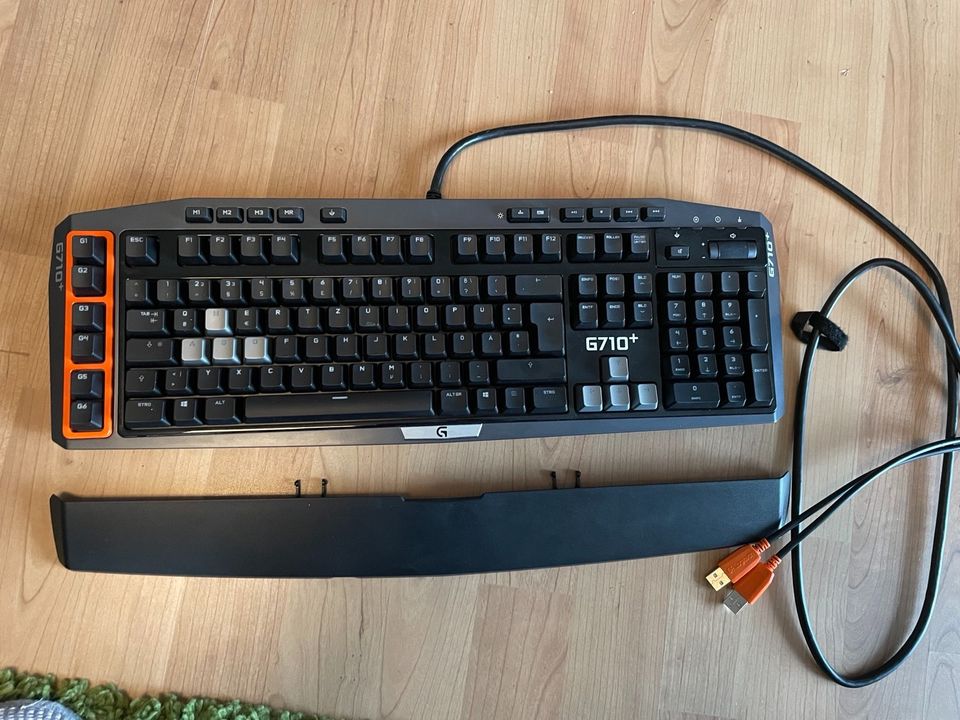 Logitech G710+ Brown Gamingtastatur in Eching (Kr Freising)