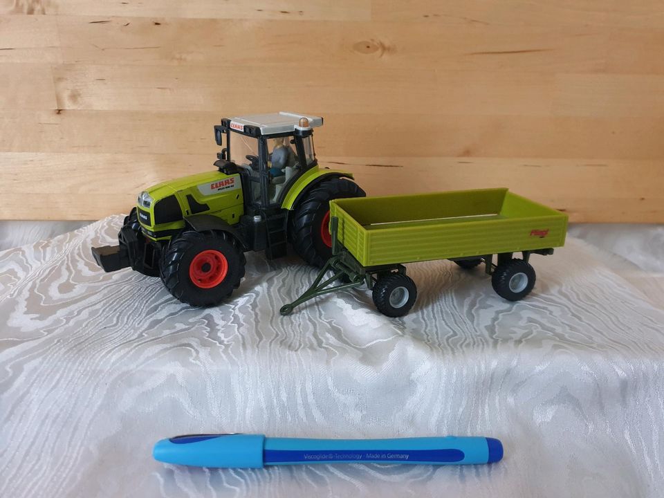 Traktor CLAAS 936 RZ mit Anhänger Spielzeug in Kümmersbruck