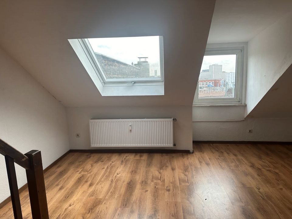 Dachgeschoss Wohnung in Düsseldorf