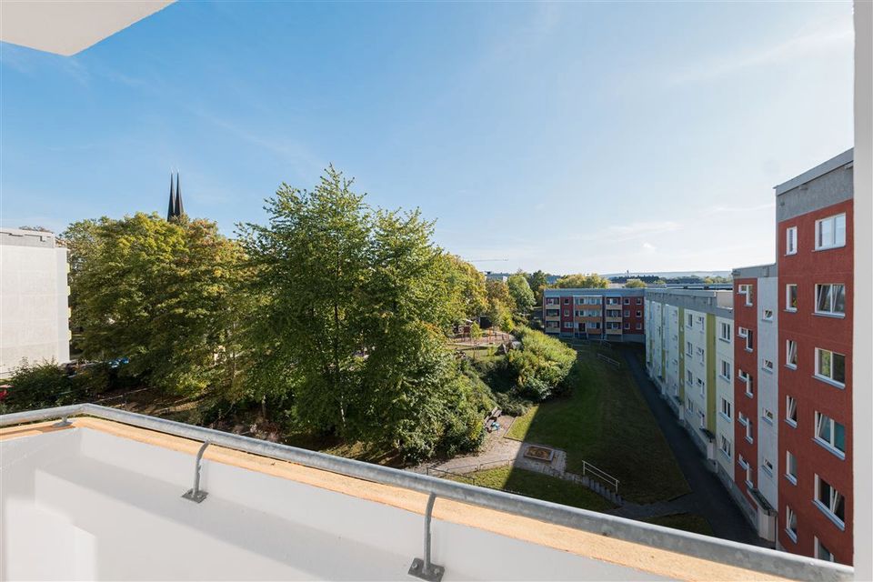 Helle Citywohnung mit unverbautem Blick und EBK! in Chemnitz