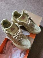 The IVY PARK x ADIDAS Savage Trail "IVYTOPIA" Baden-Württemberg - Esslingen Vorschau