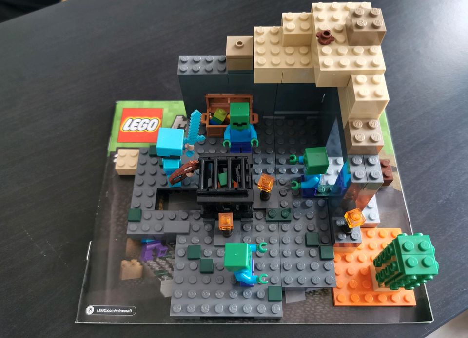Lego Minecraft 21119 in Kölleda
