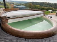 Softub Resort mocca/pearl Whirlpool 2M mit viel Zubehör Hessen - Löhnberg Vorschau