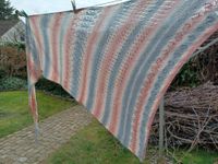 Schönes Tuch aus Merino Lace, 220 x 90 cm, 100% Handarbeit, Neu! Brandenburg - Guben Vorschau