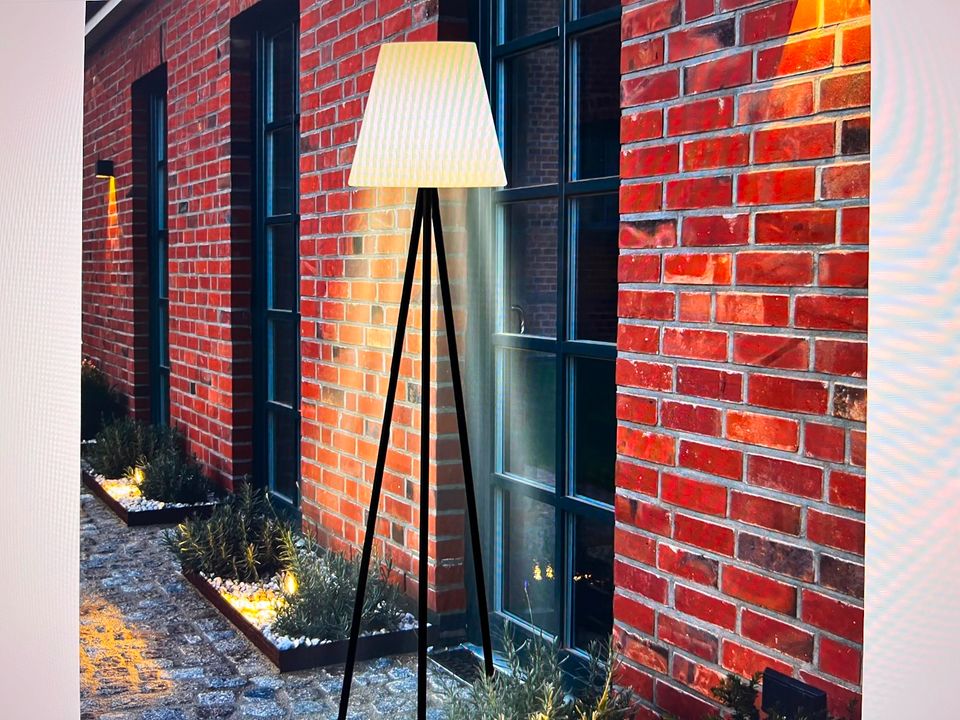 Hoberg Solar-Stehlampe Stehlampe Tisch Lampe LED Dimmbar Fernbedi in Velen