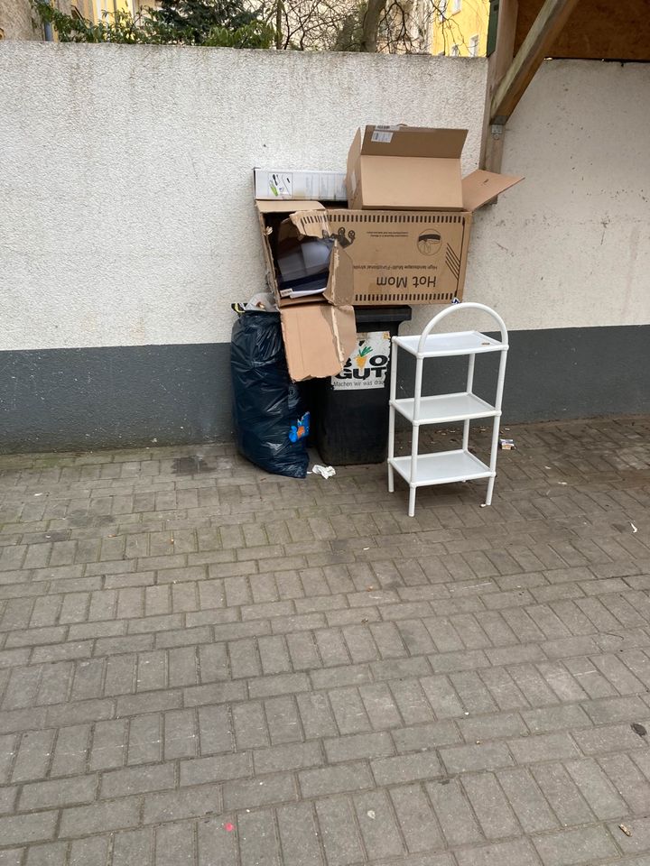 Matratzen ♻️ Pappe ♻️ Sperrmüll Abholung ☎️ WhatsApp / Anruf in Berlin