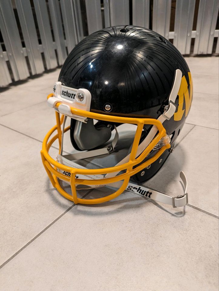 Schutt Air XP Pro Football Helm / Größe L in Schongau