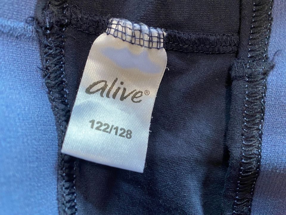 Alive lange Unterhose blau 122 128 in Bad Dürkheim