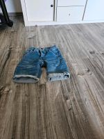 Jeans kurz gr 128 Nordrhein-Westfalen - Arnsberg Vorschau