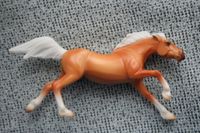 Breyer Modellpferd Mustang Stablemate Berlin - Tempelhof Vorschau