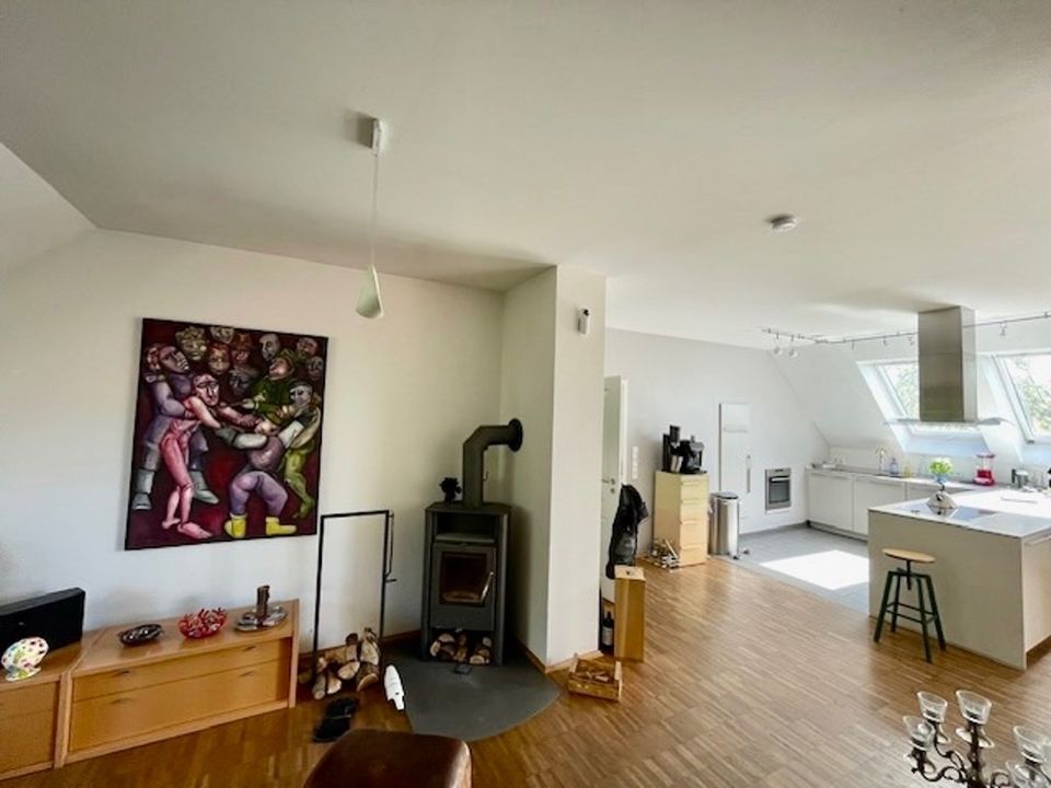 Traumhaft modernisierte Maisonette WHG , Garten, Balkon,Küche, Kamin und Sauna in Gelsenkirchen