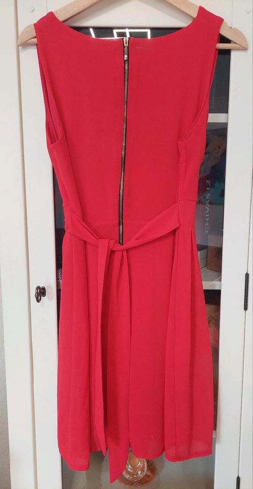 Sexy Kleid M Rot Wal G in Eggersdorf