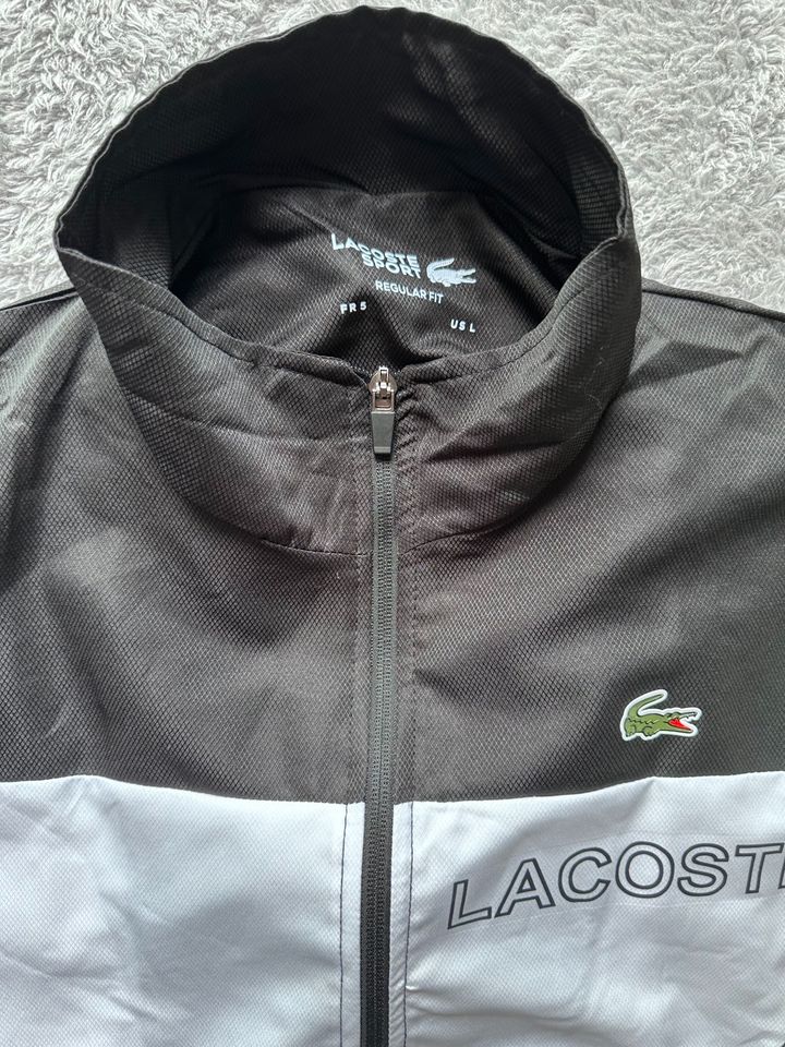 Lacoste Trainingsanzug in Hanau