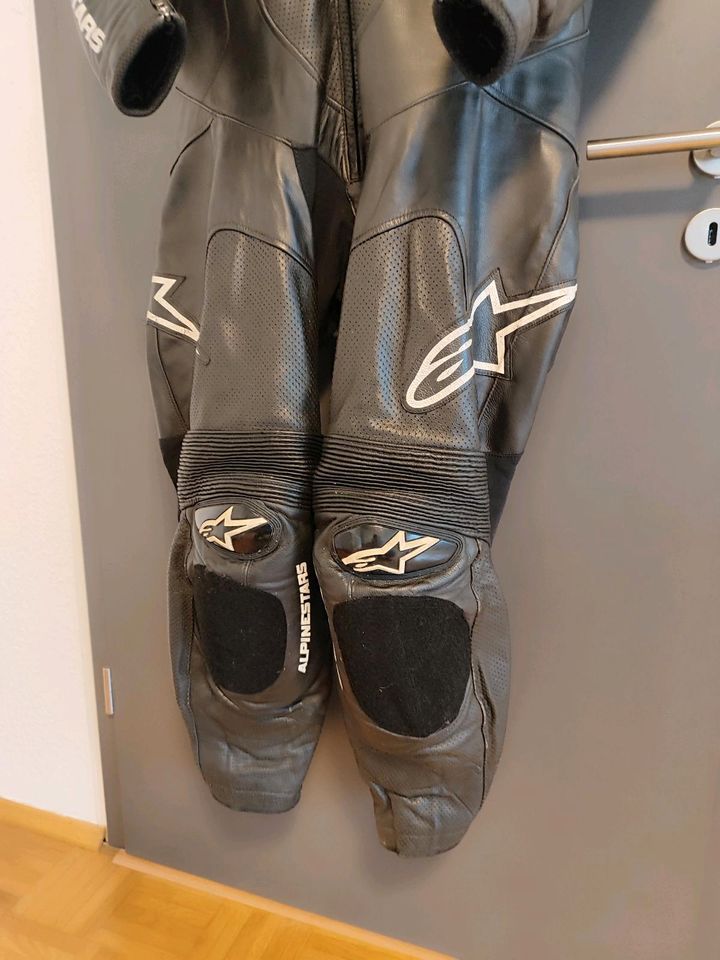 Alpinestars GP PRO Gr. 54 - Motorrad Einteiler Lederkombi in Weilburg