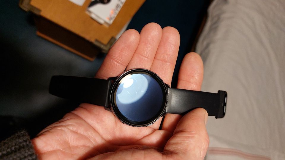 Smartwatch Samsung Galaxy Watch Active 2  44 mm sehr gut erhalten in Salzwedel