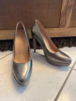 Tamaris High Heels, Gr. 40 in Silber Hessen - Flörsheim am Main Vorschau