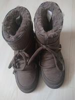Gefütterte graue Schnürstiefel, ungetragen, grau   Gr. 35 München - Altstadt-Lehel Vorschau