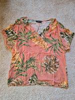 Sommerliches Blusenoberteil T-Shirt Damen von Reserved in Größe 3 Sachsen-Anhalt - Bad Duerrenberg Vorschau