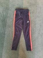 Adidas Jogginghose 128 Schleswig-Holstein - Schaalby Vorschau