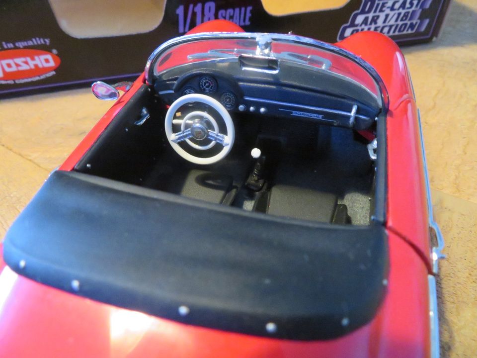 PORSCHE 356 Speedster Rot - Kyosho - 1/18 in Kehl