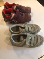 2 Paar Sneaker Halbschuhe New Balance Gr 32/33 Mädchen Bayern - Neufahrn in Niederbayern Vorschau