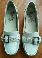 Rieker Ballerinas / Slipper weiss Gr. 37 Bremen - Schwachhausen Vorschau