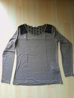 Neuwertig ☆ Langarmshirt mit Spitze Bayern - Obertraubling Vorschau